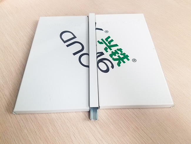 機房彩鋼板墻板與鋼制復合墻板的區(qū)別 機房彩鋼板墻板與鋼制復合墻板的區(qū)別