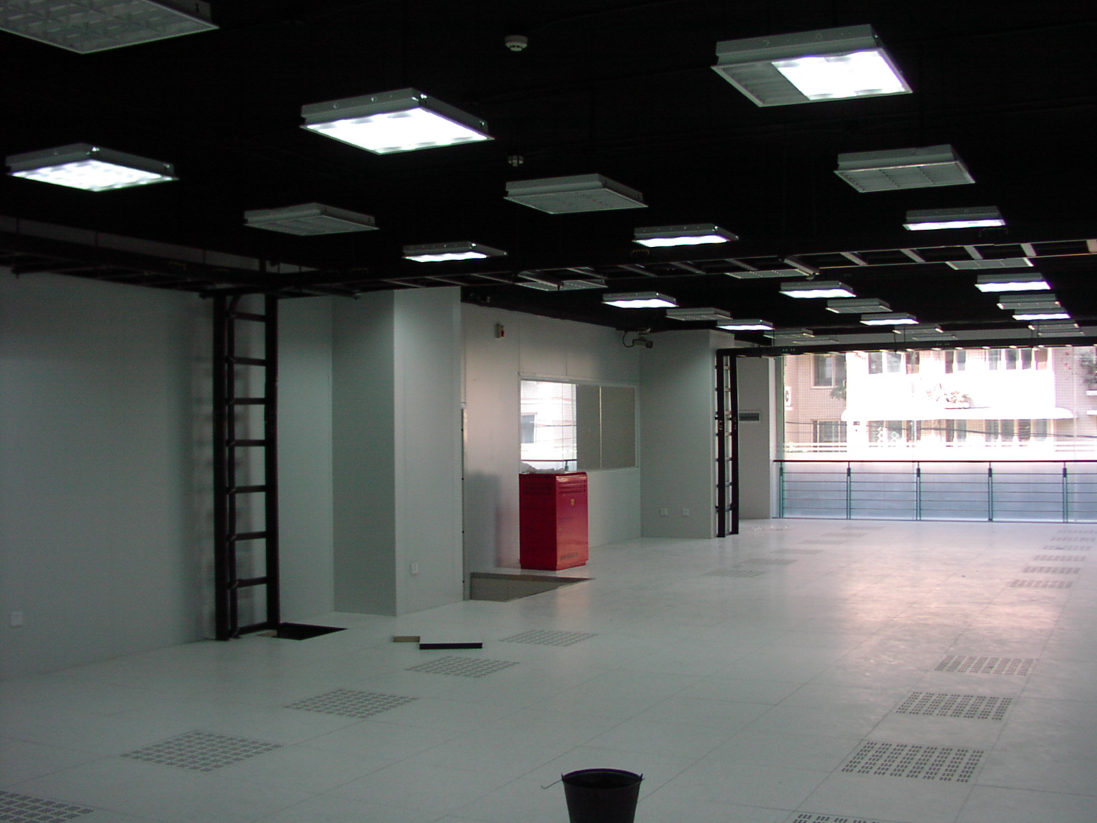 在機(jī)房建設(shè)中都有哪些內(nèi)容要準(zhǔn)備呢？